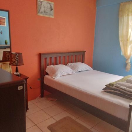 Danglez Bed&Breakfast Bataka Exterior foto